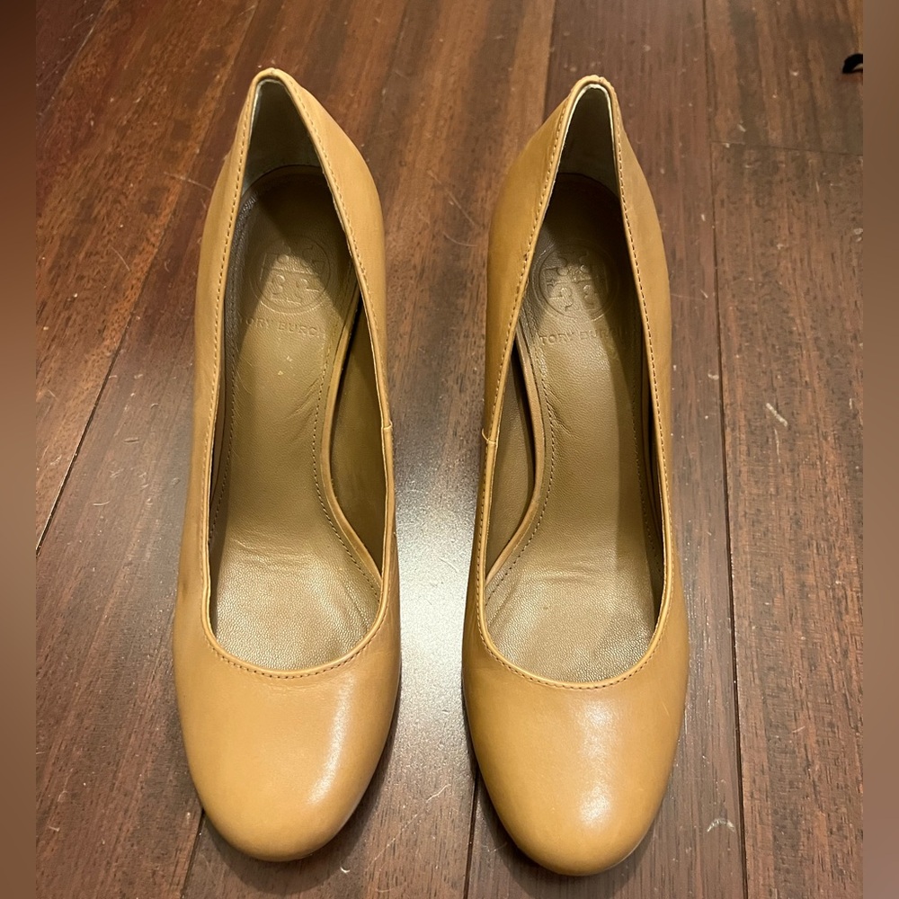 Tory Burch heels size 7